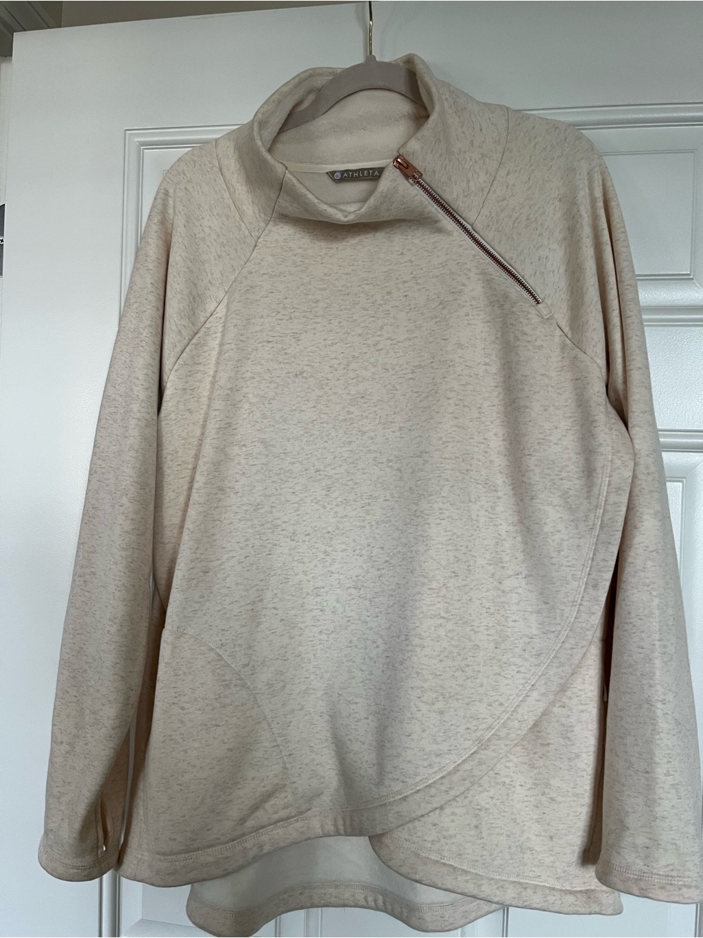 Athleta Cream Lightweight Pullover Top